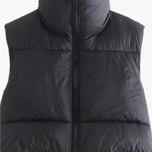 Women’s Black Puffer Vest Cropped